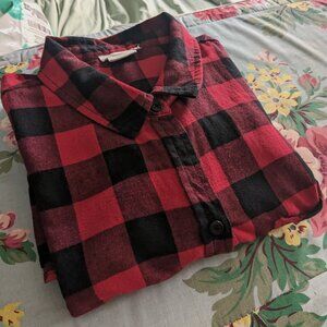 BeachLunchLounge Long Sleeve Button Front Plaid Shirt